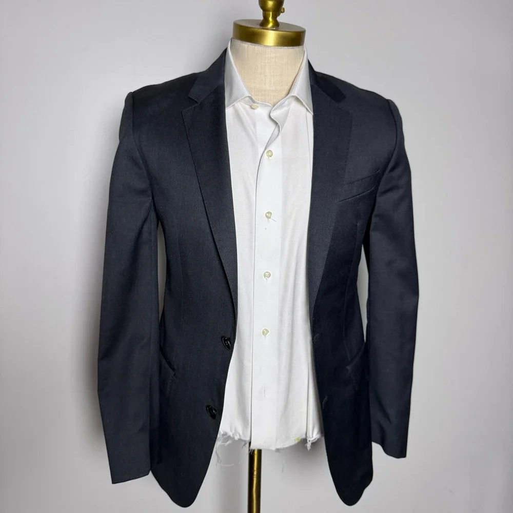 Hugo Boss Blazer Mens 36R Charcoal Gray Solid Super 120 Wool Notch Lapel